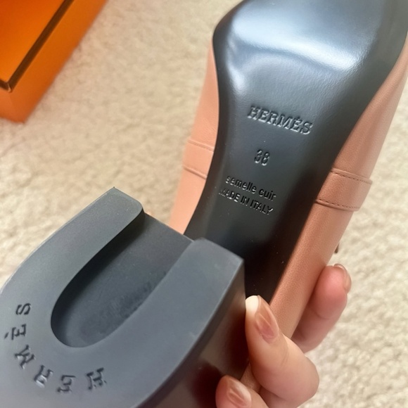Hermes calfskin Leather Blossom Heel Mules Size 38 - Picture 4 of 5